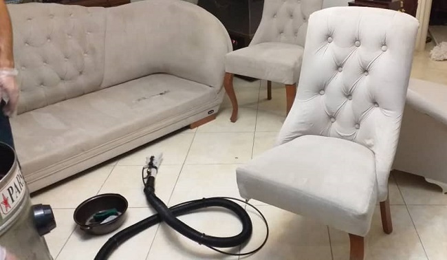 خدمات شستشوی مبل برای پاکیزگی پارچه