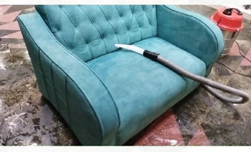 نکات تمیز کردن مبلمان پارچه رنگ روشن